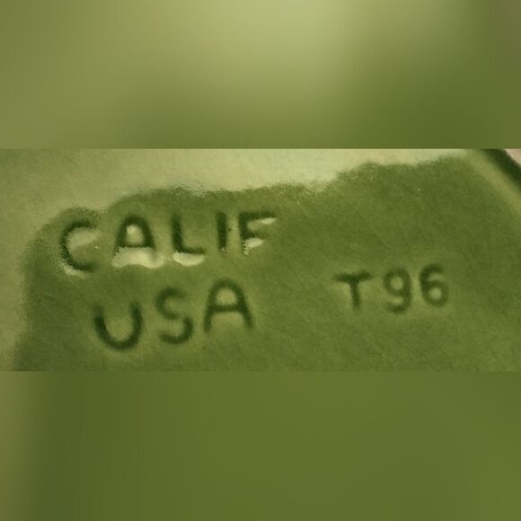 50’s VINTAGECALIFORNIA POTTERY USA 693 12” Serving Dish Green w/ SILVER Handle - Picture 2 of 4